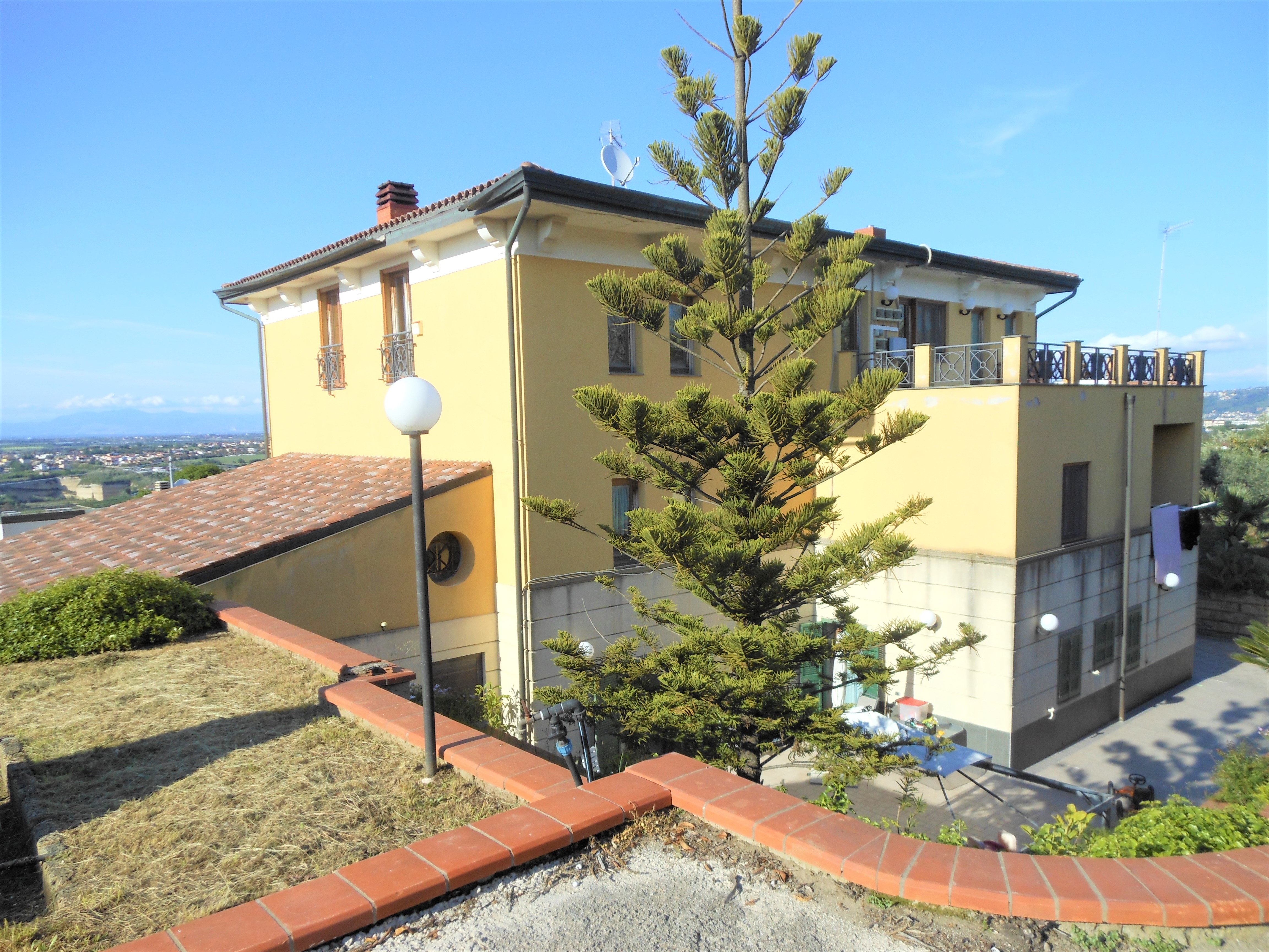 Suite in villa Ermosa - Vista da Sud-Ovest